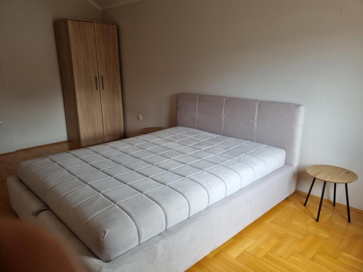 Apartman Branko Kruševac Exterior foto